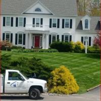 Summit Landscaping Inc. Logo