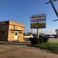 Speedy's Auto Repair Logo