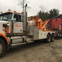 Poppe Trucking Service & Towing Logo