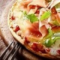 Mike's Pizza & More Logo