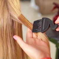 Jonathan's Barbershop Logo